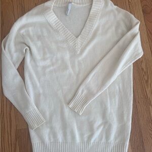Athleta Oversized Cream V-Neck Sweater